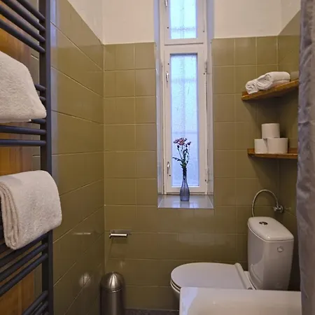 Apartment Mit 2 Baedern Berlin