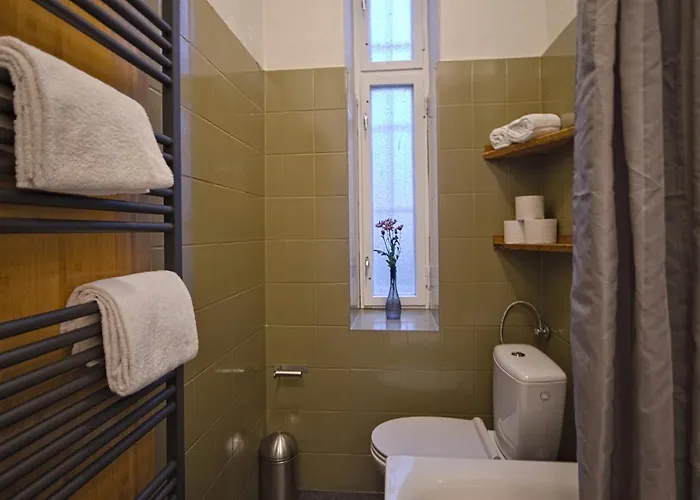 Lägenhet Mit 2 Baedern Berlin